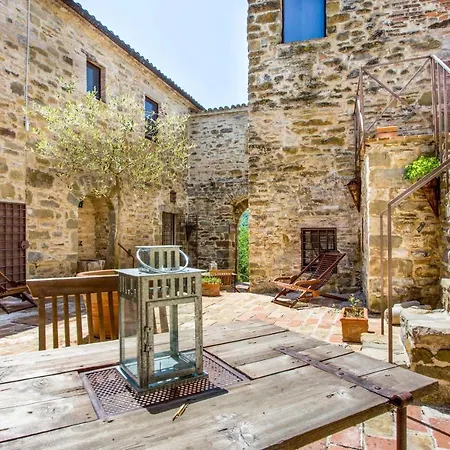 Sleeps 17 Pool Wifi Galera