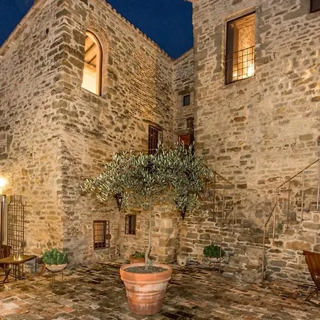 Sleeps 17 Pool Wifi Galera